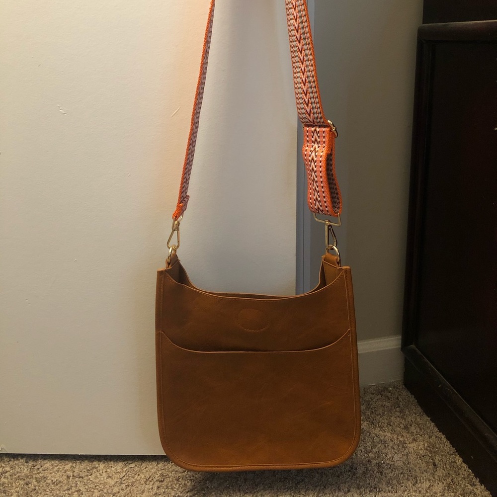 Social Threads Messenger Bag